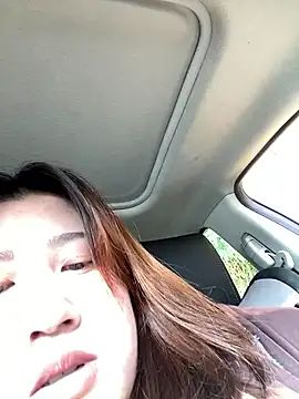 Snapshot of Liliya-77 chatting on January 17, 2026, 7:57 am Liliya-77 online show from January 17, 2026, 7:57 am