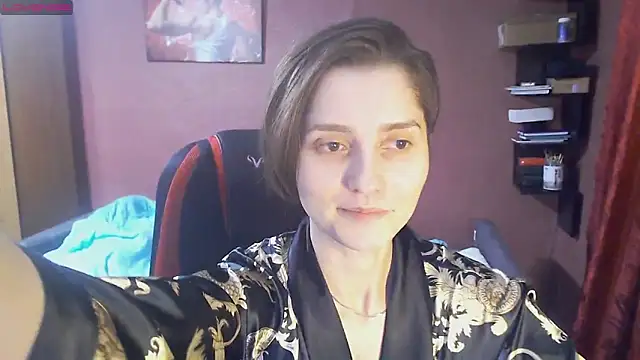 womanstrong78 online show from January 17, 2025, 4:15 pm