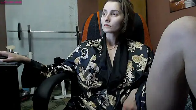 womanstrong78 online show from February 23, 2025, 4:57 pm