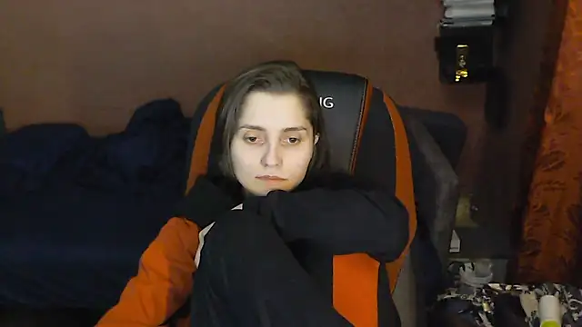 womanstrong78 online show from March 14, 2025, 7:55 pm