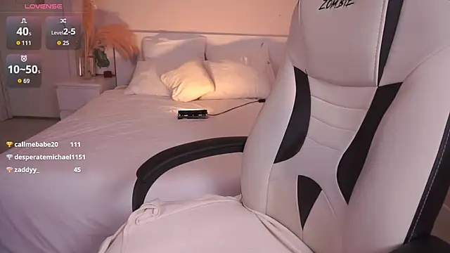 Ooops Boobss online show from April 4, 2026, 3:09 pm