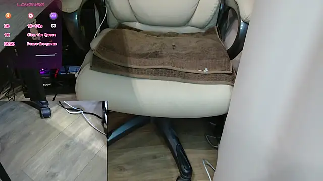 Snapshot of analanall chatting on November 12, 2025, 2:39 pm analanall online show from November 12, 2025, 2:39 pm