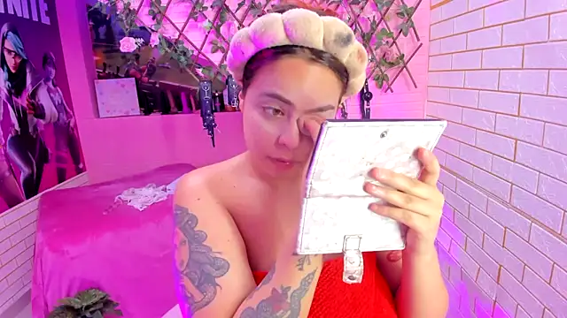 marcellaa303av online show from April 15, 2026, 12:50 am