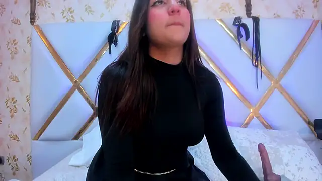 LaurenHu online show from January 7, 2025, 4:08 am