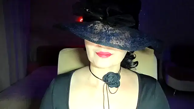 Snapshot of WitchBlueRose chatting on November 9, 2025, 9:02 pm WitchBlueRose online show from November 9, 2025, 9:02 pm