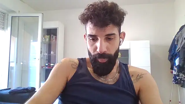 Snapshot of cankaraa96 chatting on September 20, 2025, 10:05 am cankaraa96 online show from September 20, 2025, 10:05 am