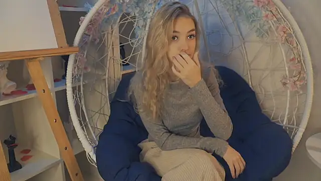 FlairCunard online show from December 29, 2024, 2:42 pm