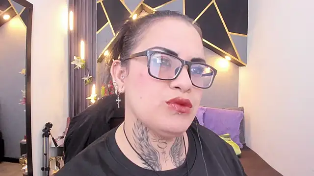 Snapshot of brigittemiller chatting on April 2, 2026, 1:36 am brigittemiller online show from April 2, 2026, 1:36 am