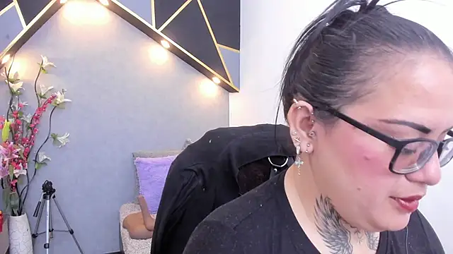 Snapshot of brigittemiller chatting on April 9, 2026, 1:38 am brigittemiller online show from April 9, 2026, 1:38 am