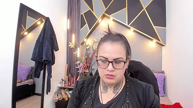 Snapshot of brigittemiller chatting on April 13, 2026, 1:44 am brigittemiller online show from April 13, 2026, 1:44 am