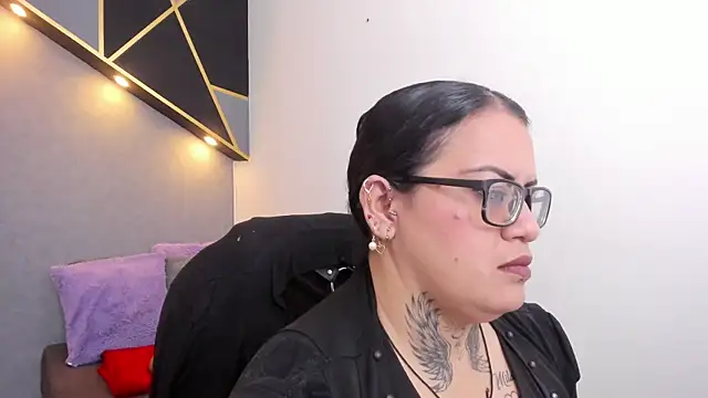 Snapshot of brigittemiller chatting on April 24, 2026, 1:41 am brigittemiller online show from April 24, 2026, 1:41 am