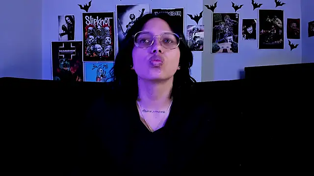 Snapshot of lilith-deveraux chatting on June 6, 2026, 5:06 pm lilith-deveraux online show from June 6, 2026, 5:06 pm