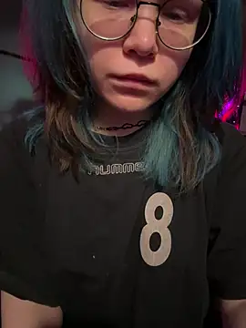 MaddisonHaas online show from December 17, 2024, 2:01 am