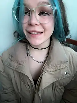 MaddisonHaas online show from March 17, 2025, 2:41 am