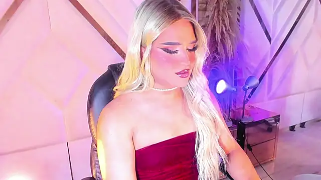 Elody Preysler69 online show from December 19, 2025, 3:35 am