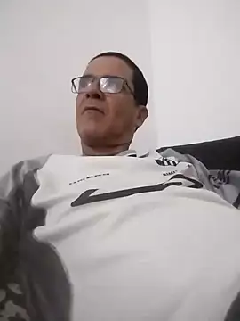 Snapshot of barboza991 chatting on December 15, 2024, 6:04 pm barboza991 online show from December 15, 2024, 6:04 pm