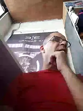 Snapshot of barboza991 chatting on December 24, 2024, 4:51 pm barboza991 online show from December 24, 2024, 4:51 pm