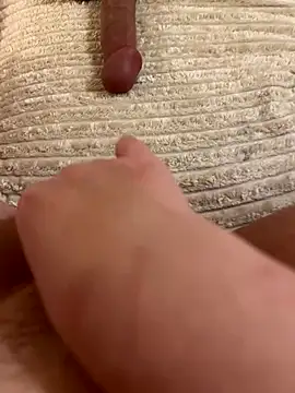 Snapshot of Sensolyss chatting on October 19, 2025, 11:05 pm Sensolyss online show from October 19, 2025, 11:05 pm