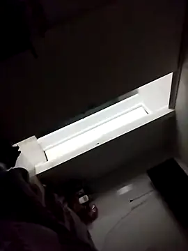 xxierra online show from December 14, 2024, 4:56 am