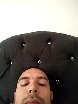 xxierra online show from February 3, 2025, 11:31 am