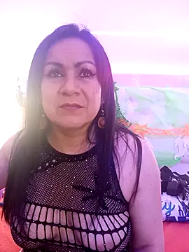 jescaoporto4 online show from October 28, 2025, 1:58 pm