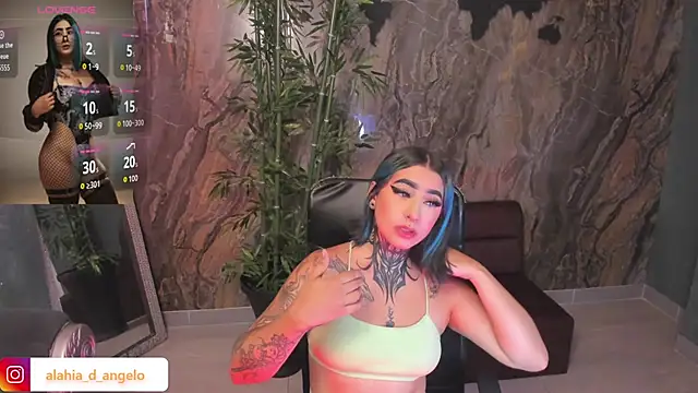 Snapshot of Alahia_Dangelo chatting on April 17, 2026, 5:27 pm Alahia Dangelo online show from April 17, 2026, 5:27 pm