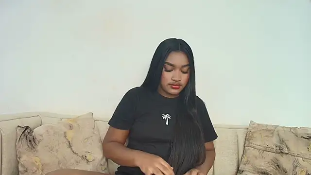 kayna gomez online show from September 25, 2025, 7:39 pm