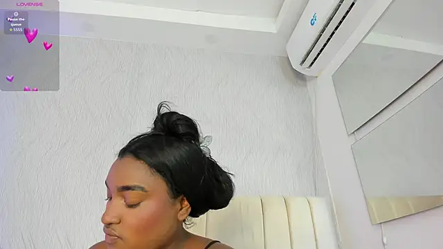 kayna gomez online show from September 28, 2025, 7:19 pm