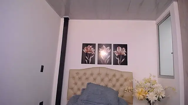 amaranta f00x online show from March 10, 2026, 12:43 pm