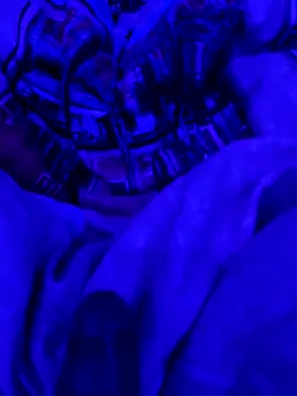 Hugo76578 online show from September 19, 2025, 12:28 pm