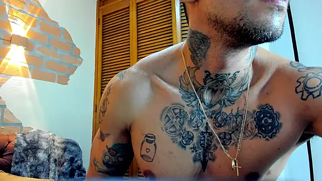 Dylanstonne online show from March 16, 2025, 2:33 pm