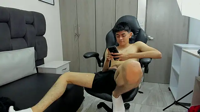 Yef Thin online show from January 8, 2025, 5:05 am