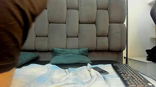 Yef Thin online show from March 21, 2025, 6:40 pm