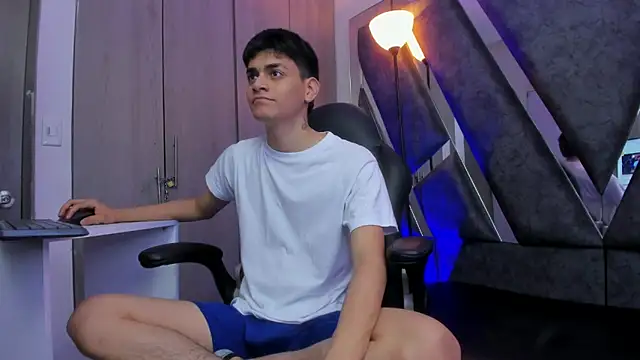 Yef Thin online show from October 31, 2025, 3:40 am