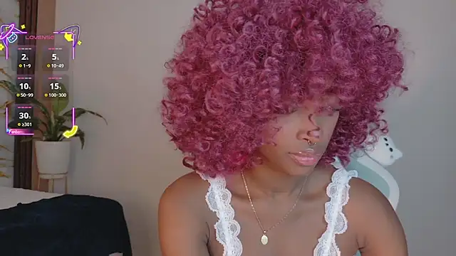 ahvi ebony online show from April 12, 2026, 1:49 pm