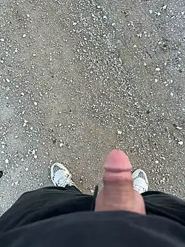 Snapshot of kareem0010 chatting on November 22, 2025, 2:49 pm kareem0010 online show from November 22, 2025, 2:49 pm