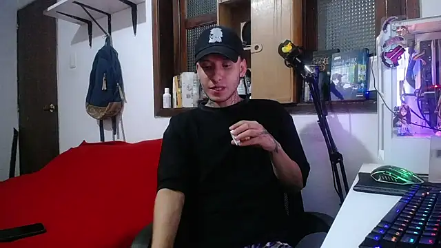 esjrobles online show from February 25, 2025, 4:46 am