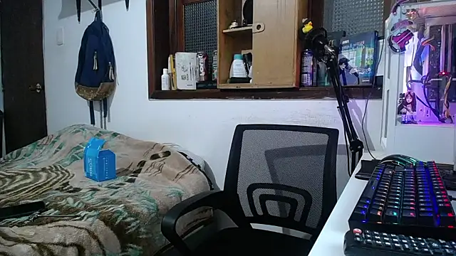 esjrobles online show from March 4, 2025, 6:26 am