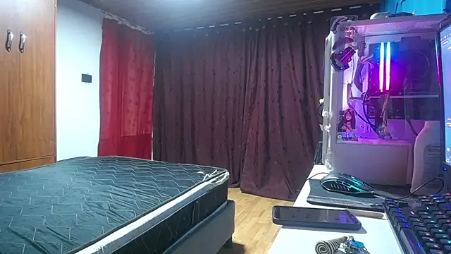 esjrobles online show from March 21, 2025, 3:12 am