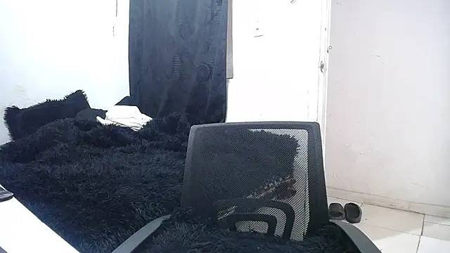 esjrobles online show from September 8, 2025, 4:28 pm