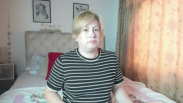 Snapshot of MonyCassius chatting on March 5, 2025, 12:22 pm MonyCassius online show from March 5, 2025, 12:22 pm