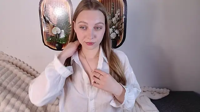 Snapshot of bellaa_love_ chatting on April 23, 2026, 12:12 am bellaa love online show from April 23, 2026, 12:12 am