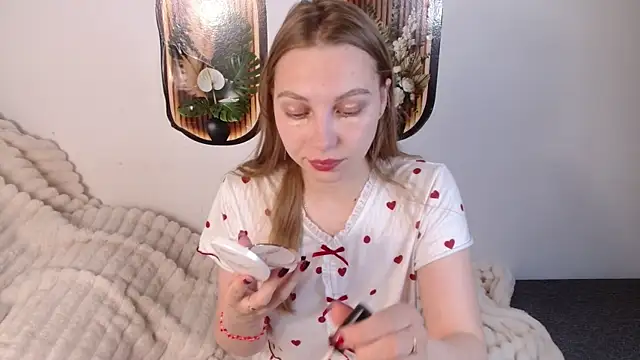 Snapshot of bellaa_love_ chatting on May 15, 2026, 12:17 am bellaa love online show from May 15, 2026, 12:17 am