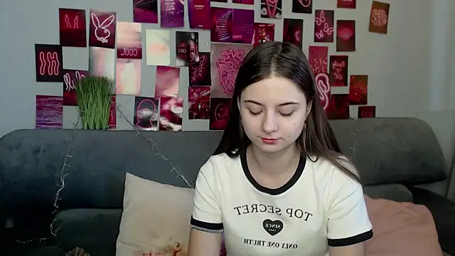 MilanaRoza online show from September 14, 2025, 4:55 am