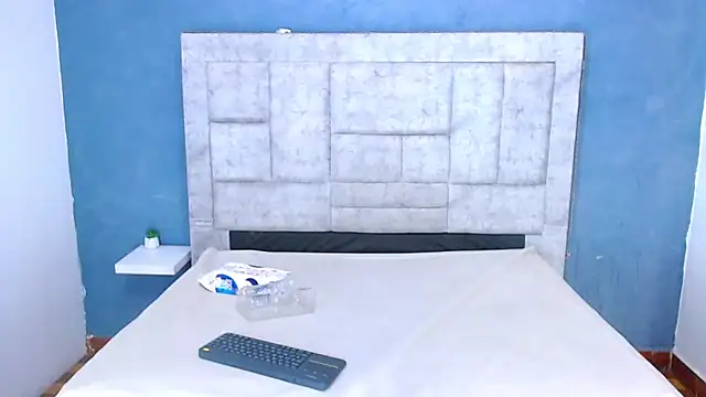 Eban Dustan online show from December 5, 2024, 11:07 pm