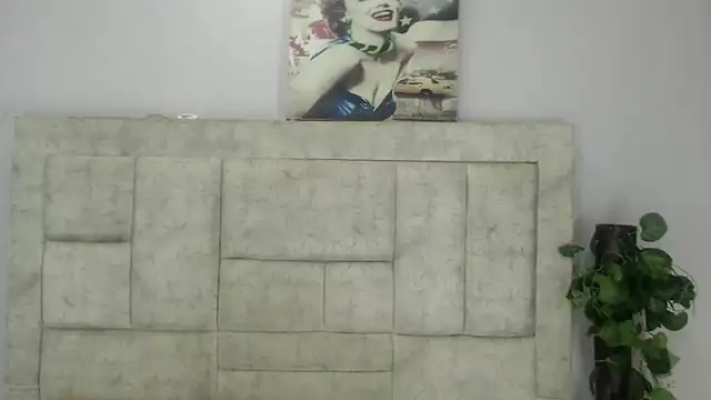 Eban Dustan online show from October 6, 2025, 6:05 pm