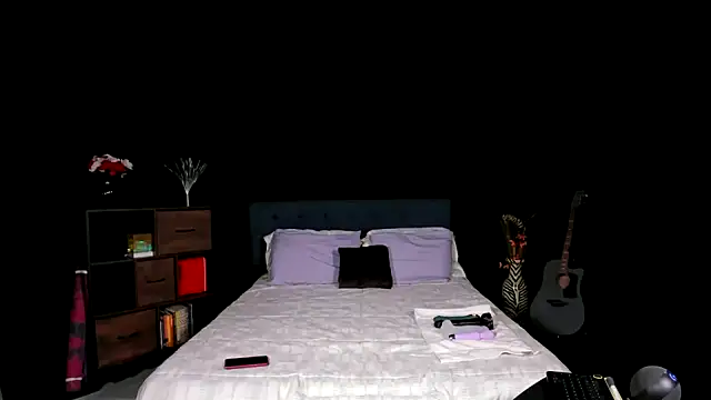 Snapshot of NinaRiveraXO chatting on September 24, 2025, 2:04 am NinaRiveraXO online show from September 24, 2025, 2:04 am