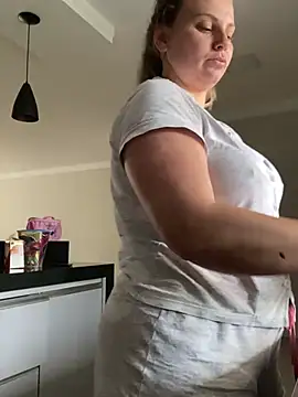 Snapshot of Melzinha_casada chatting on January 14, 2025, 3:36 pm Melzinha casada online show from January 14, 2025, 3:36 pm