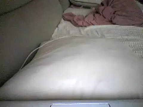 Snapshot of Melzinha_casada chatting on January 24, 2025, 7:07 pm Melzinha casada online show from January 24, 2025, 7:07 pm