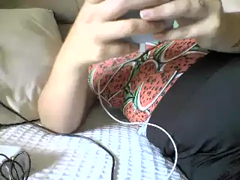 Snapshot of Melzinha_casada chatting on January 27, 2025, 5:58 pm Melzinha casada online show from January 27, 2025, 5:58 pm